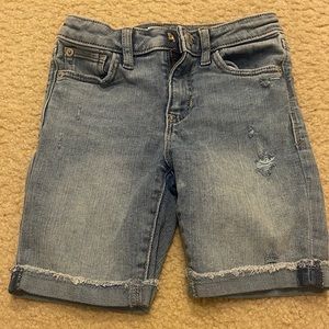 GAP Bermuda shorts size 7